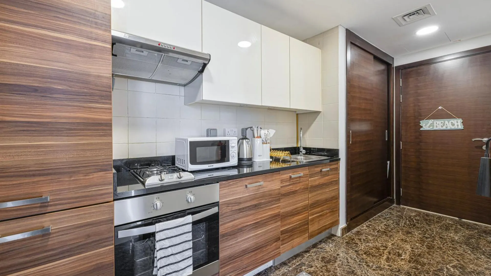 Charming Studio Retreat -Few Steps Away From Ocean Dubai United Arab Emirates