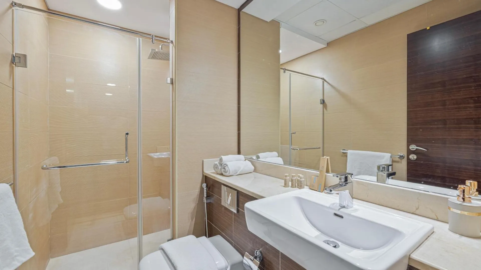 Charming Studio Retreat -Few Steps Away From Ocean Dubai